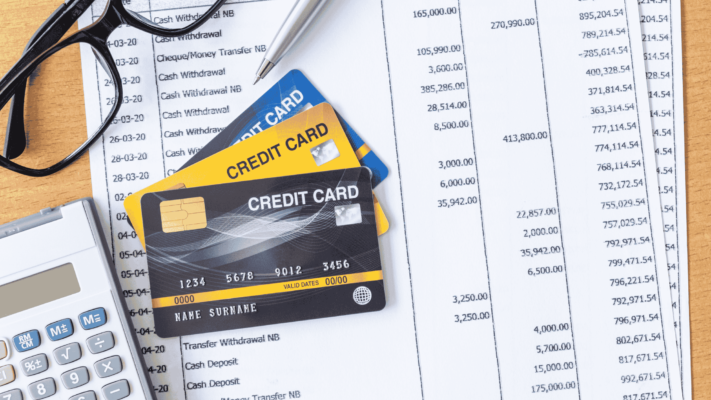 Kredi kartları ve finansal belgeler
